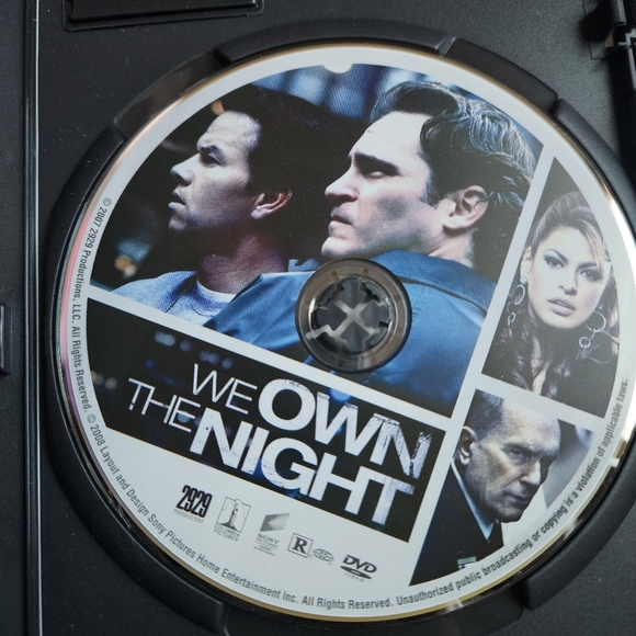 We Own The Night DVD Mark Wahlberg Eva Mendes Robert Duvall Joaquin Phoenix - Picture 2 of 9